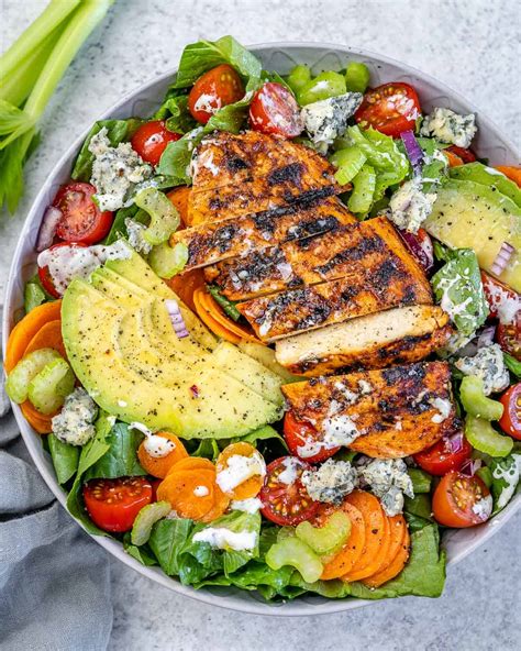 How many protein are in grilled buffalo chicken salad (8470.12) - calories, carbs, nutrition