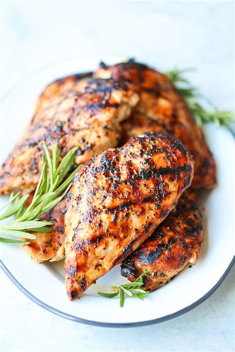 How many protein are in grilled rosemary herb chicken - calories, carbs, nutrition