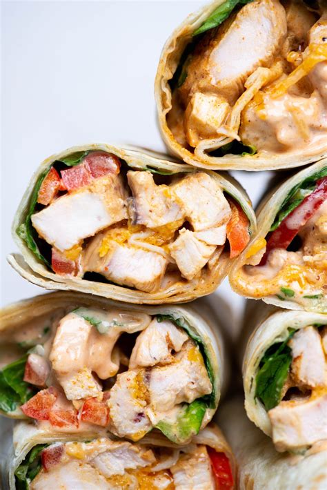 How many protein are in grilled vegetable and provolone wrap - calories, carbs, nutrition