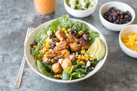 How many protein are in guajillo adobo marinated chicken salad - calories, carbs, nutrition