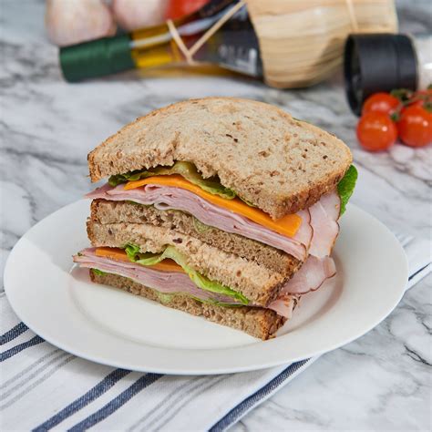 How many protein are in ham and cheddar sandwich (24071.0) - calories, carbs, nutrition