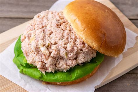 How many protein are in ham salad sandwich roll, acc-st - calories, carbs, nutrition