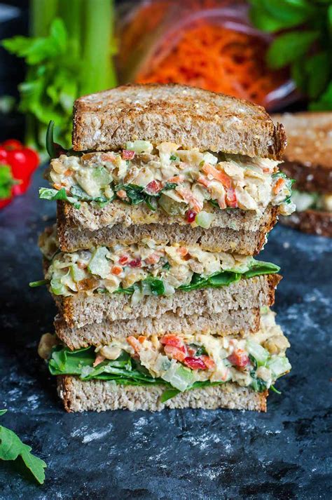 How many protein are in heart healthy vegetable sandwich on whole wheat pita - calories, carbs, nutrition