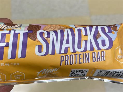 How many protein are in heavenly crisp candy bar, peanut butter - calories, carbs, nutrition