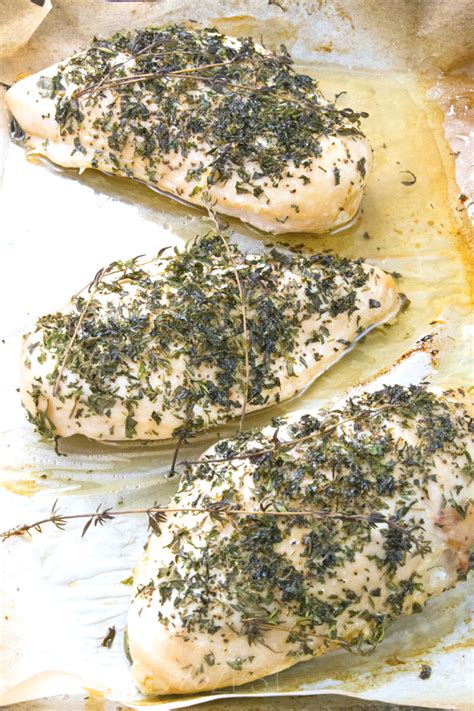 How many protein are in herb glazed roasted chicken breast - calories, carbs, nutrition