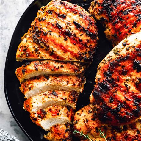 How many protein are in herb marinated chicken breast - calories, carbs, nutrition