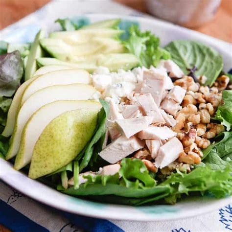 How many protein are in honey chicken pear salad plate - calories, carbs, nutrition