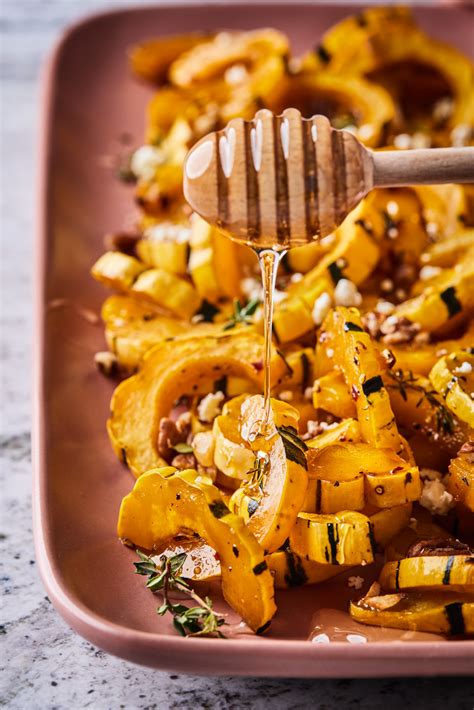 How many protein are in honey roasted delicata squash - calories, carbs, nutrition