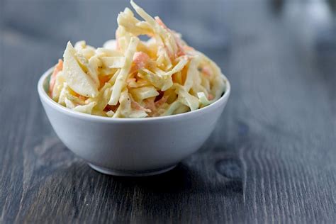 How many protein are in house slaw - calories, carbs, nutrition