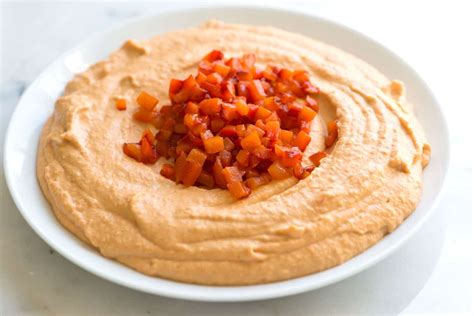 How many protein are in hummus roasted red pepper - calories, carbs, nutrition