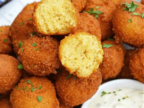 How many protein are in hushpuppies - calories, carbs, nutrition