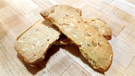 How many protein are in iced tripled ginger biscotti - calories, carbs, nutrition