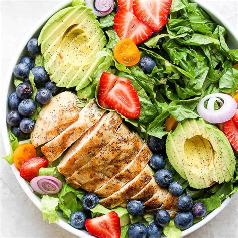 How many protein are in italian grilled chicken salad - calories, carbs, nutrition