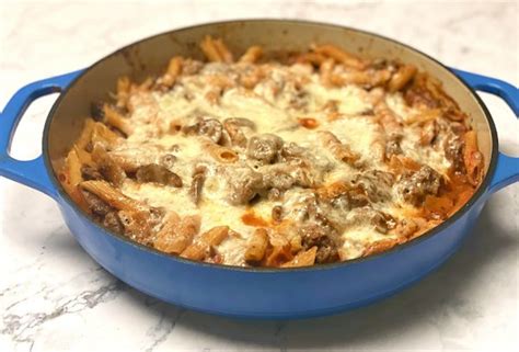 How many protein are in italian pasta bake - calories, carbs, nutrition