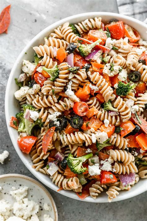 How many protein are in italian pasta salad - calories, carbs, nutrition