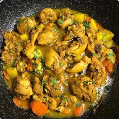 How many protein are in jamaican chicken curry with papaya salsa - calories, carbs, nutrition