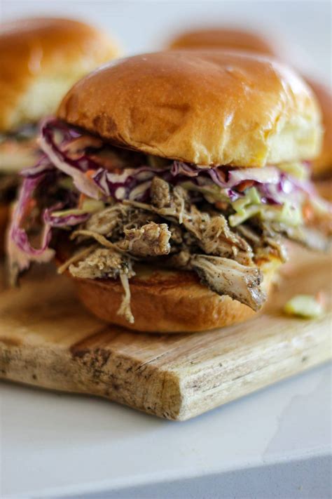 How many protein are in jerk chicken sandwich on italian - calories, carbs, nutrition