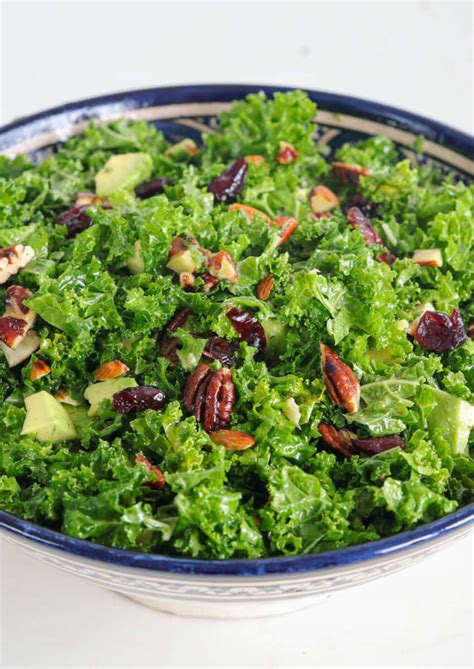 How many protein are in kale salad with pecans - calories, carbs, nutrition