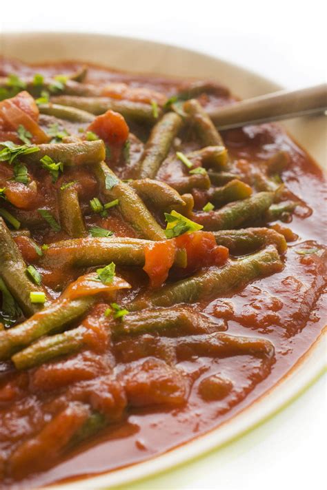 How many protein are in lebanese green beans - calories, carbs, nutrition