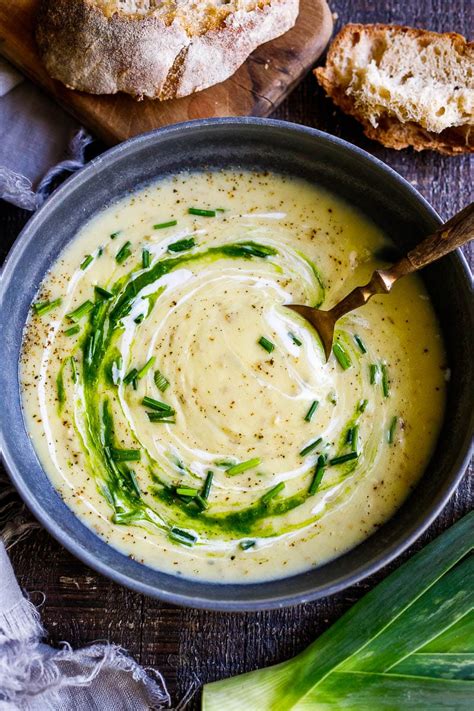 How many protein are in leek & sweet potato soup - calories, carbs, nutrition