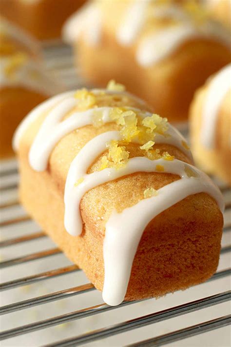 How many protein are in lemon cake mini loaf - calories, carbs, nutrition