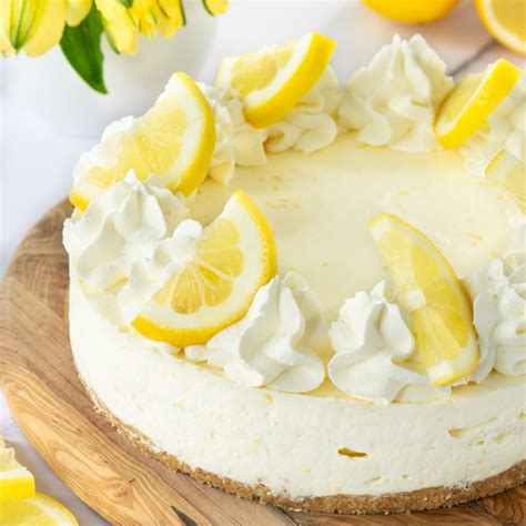 How many protein are in lemon cheesecake with creme fraiche & raspberry coulis - calories, carbs, nutrition