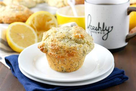 How many protein are in lemon poppy seed muffin - calories, carbs, nutrition