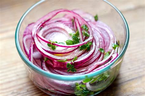 How many protein are in lime marinated red onions - calories, carbs, nutrition