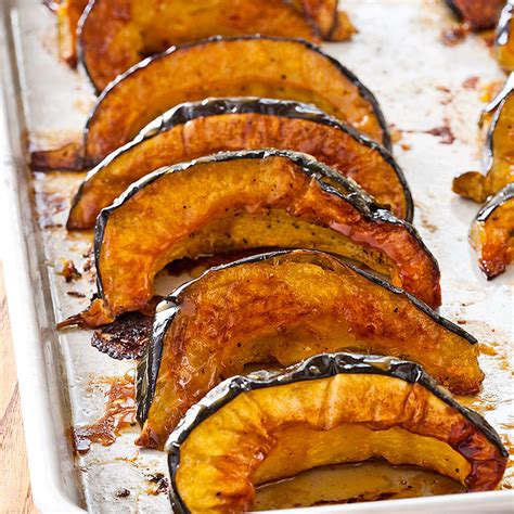 How many protein are in maple-glazed acorn squash - calories, carbs, nutrition