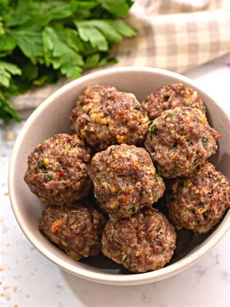 How many protein are in meatballs natural beef mushroom 4 ea - calories, carbs, nutrition