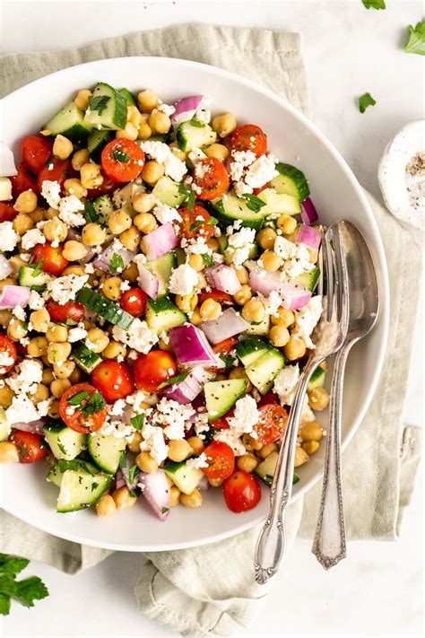 How many protein are in mediterranean deli chickpea salad - calories, carbs, nutrition