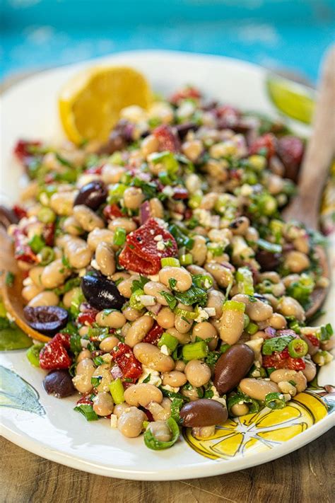 How many protein are in mediterranean white bean salad - calories, carbs, nutrition