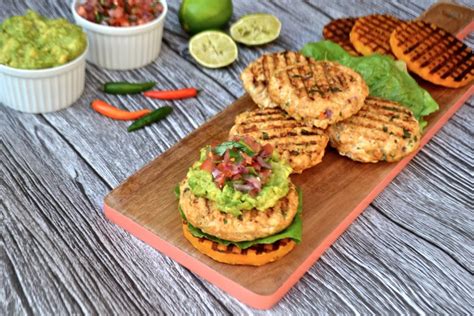 How many protein are in mexican burger & chips - calories, carbs, nutrition