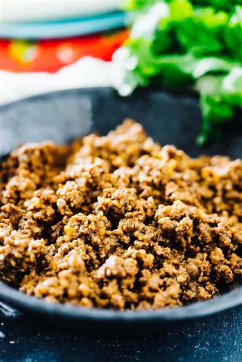 How many protein are in mexican style ground beef - calories, carbs, nutrition