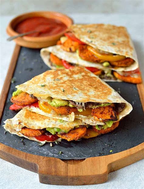 How many protein are in mexican vegetable quesadilla - calories, carbs, nutrition