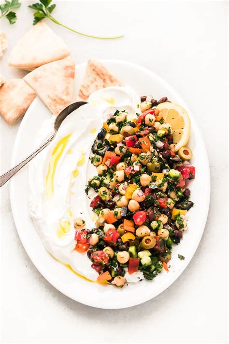 How many protein are in middle eastern chickpea toast - calories, carbs, nutrition