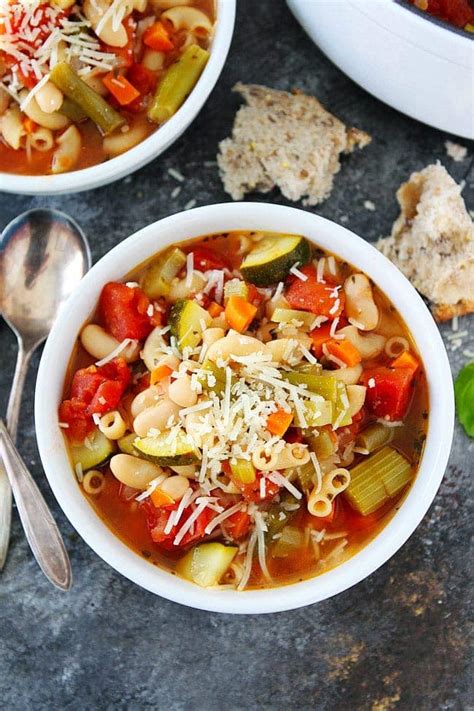 How many protein are in minestronesoep - calories, carbs, nutrition