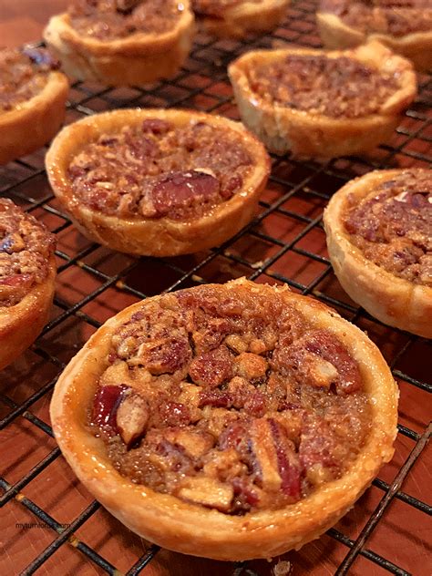 How many protein are in mini pecan pie - calories, carbs, nutrition