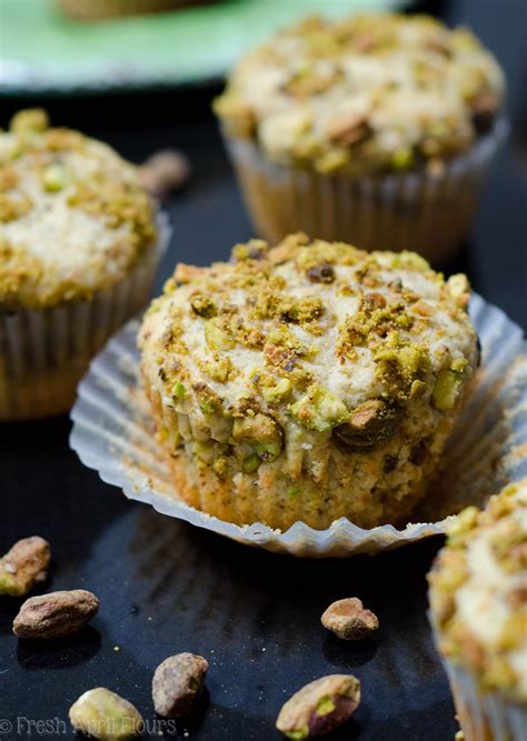 How many protein are in mini pistachio muffin (48754.9) - calories, carbs, nutrition