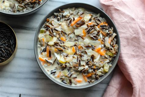 How many protein are in minnesota wild rice soup - calories, carbs, nutrition