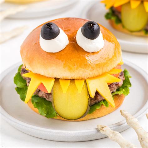 How many protein are in monster burger - calories, carbs, nutrition