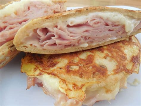 How many protein are in monte cristo flat bread - calories, carbs, nutrition