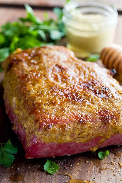 How many protein are in mustard apricot glazed corned beef - calories, carbs, nutrition