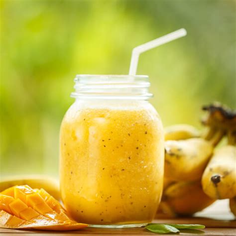 How many protein are in natural smoothie mango banana 32 oz - calories, carbs, nutrition