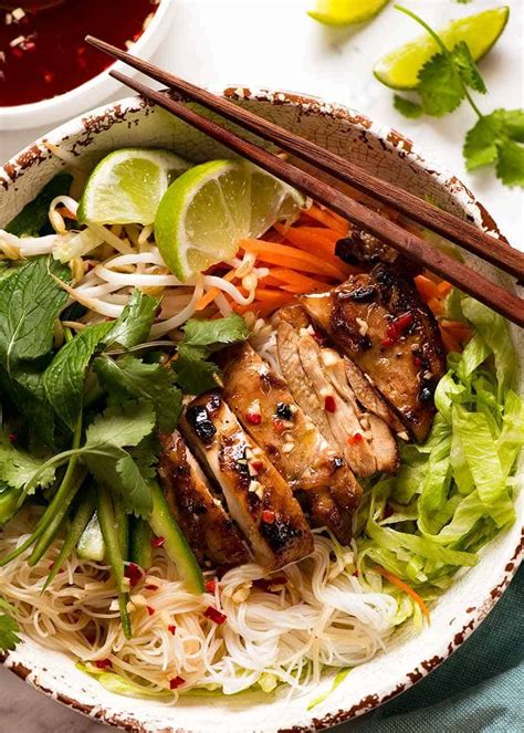 How many protein are in noodle bowl chicken lemongrass - calories, carbs, nutrition