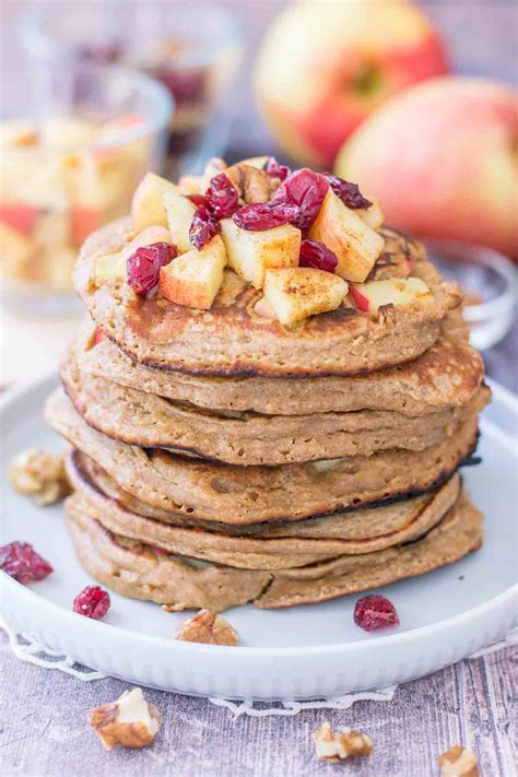 How many protein are in oatmeal apple pancakes - calories, carbs, nutrition