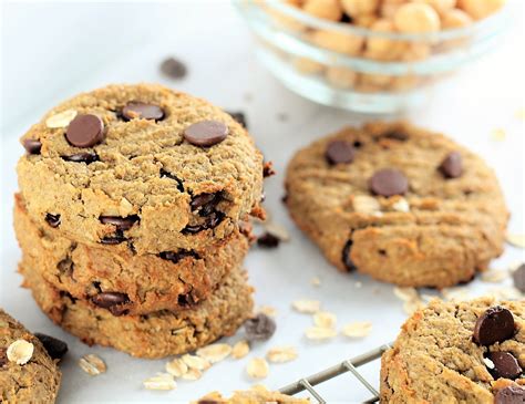 How many protein are in oatmeal chocolate chip cookies - calories, carbs, nutrition