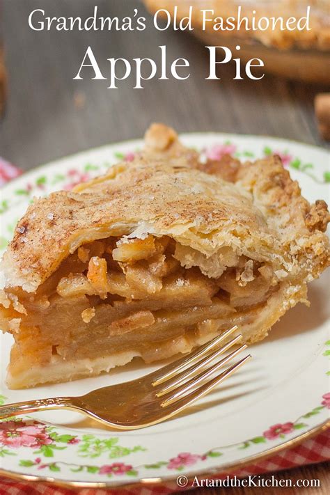 How many protein are in old-fashioned apple pie - calories, carbs, nutrition