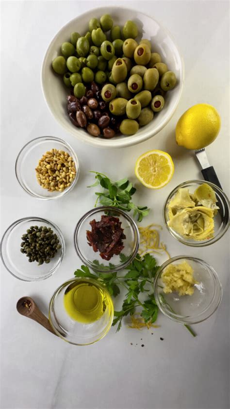 How many protein are in olive tapenade - calories, carbs, nutrition