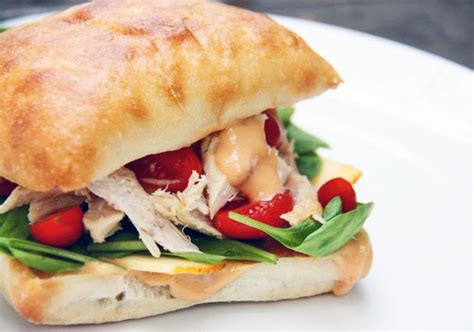 How many protein are in open-faced apricot-chipotle chicken club - calories, carbs, nutrition